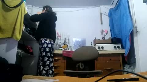 Snapshot of cameron_puppy chatting on 03/06/25, 08:37 Mara Catalina Romero Ordez online show from 03/06/25, 08:37