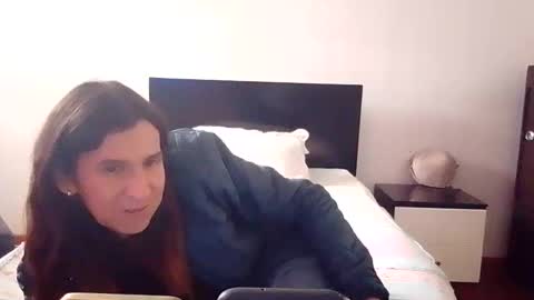 Snapshot of cameron_puppy chatting on 10/09/25, 06:17 Mara Catalina Romero Ordez online show from 10/09/25, 06:17