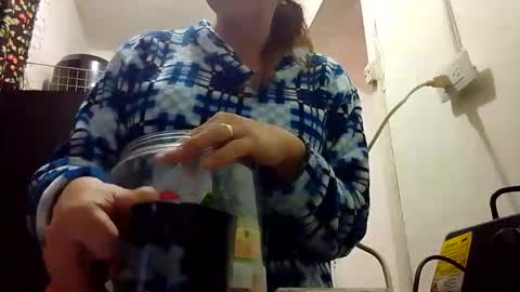Snapshot of cameron_puppy chatting on 10/10/25, 05:12 Mara Catalina Romero Ordez online show from 10/10/25, 05:12