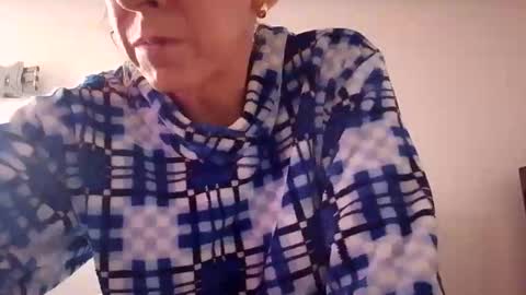 Snapshot of cameron_puppy chatting on 10/14/25, 05:36 Mara Catalina Romero Ordez online show from 10/14/25, 05:36
