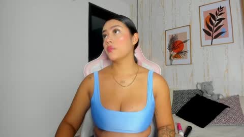 Snapshot of cameroncollinss chatting on 01/07/25, 06:35 Cameron online show from 01/07/25, 06:35