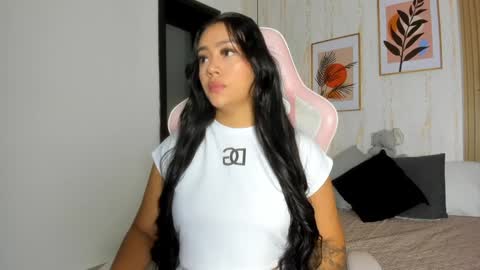 Snapshot of cameroncollinss chatting on 01/10/25, 08:15 Cameron online show from 01/10/25, 08:15