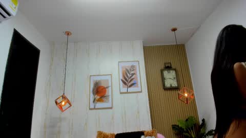 Snapshot of cameroncollinss chatting on 02/14/25, 01:13 Cameron online show from 02/14/25, 01:13