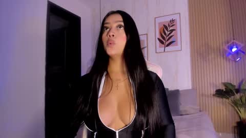 Snapshot of cameroncollinss chatting on 09/12/25, 02:28 Cameron online show from 09/12/25, 02:28