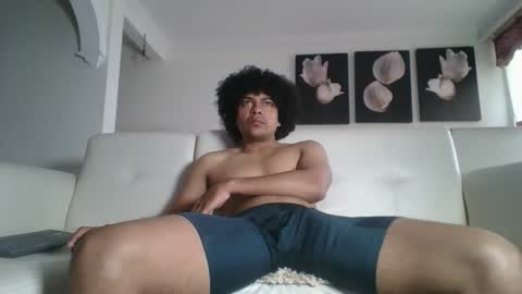 Snapshot of camfaber chatting on 02/22/26, 03:21 Stiven online show from 02/22/26, 03:21