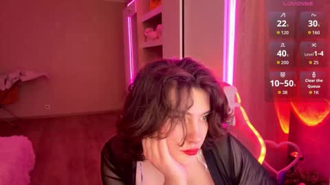 Snapshot of camgirl_xx chatting on 02/19/26, 01:29 Marta online show from 02/19/26, 01:29