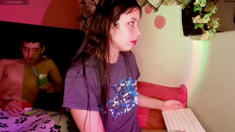 Snapshot of cami_casti777 chatting on 06/07/26, 01:54 trini-1000 online show from 06/07/26, 01:54