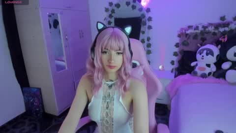 Snapshot of cami_mila99 chatting on 03/10/25, 02:39 CAMI online show from 03/10/25, 02:39