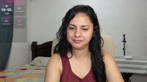 Camila Valbuena online show from 02/03/26, 01:48