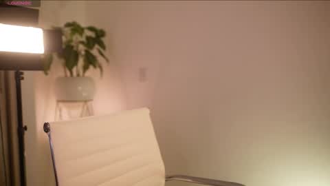 camila   online show from 11/13/25, 12:31