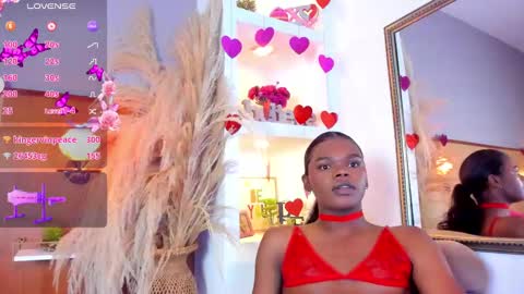 Snapshot of camiestrada chatting on 02/15/25, 12:48 camiestrada online show from 02/15/25, 12:48