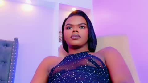 Snapshot of camiestrada chatting on 09/12/25, 10:43 camiestrada online show from 09/12/25, 10:43