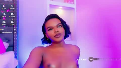 Snapshot of camiestrada chatting on 09/17/25, 12:12 camiestrada online show from 09/17/25, 12:12