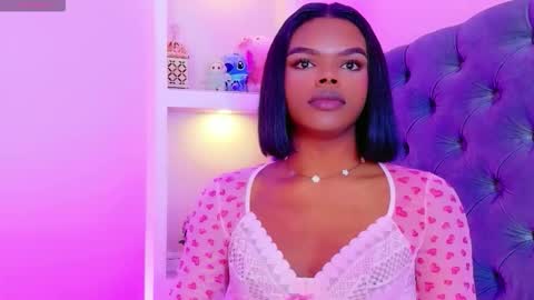 Snapshot of camiestrada chatting on 11/23/25, 06:19 camiestrada online show from 11/23/25, 06:19