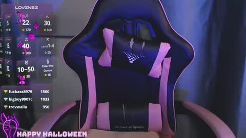 Snapshot of camigp chatting on 10/14/25, 03:51 Cami online show from 10/14/25, 03:51