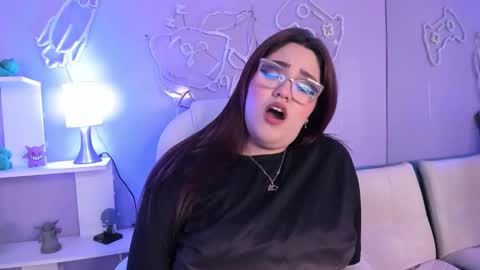 Camila Osorio online show from 12/01/25, 10:15