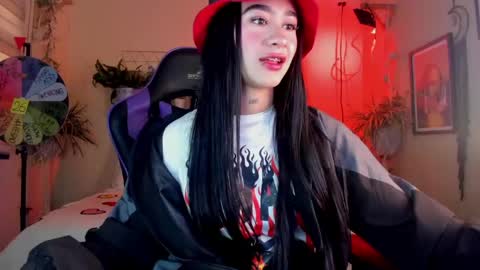 camila online show from 04/13/26, 08:25