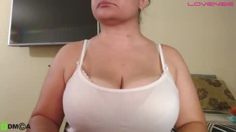 Camila  online show from 09/20/25, 12:44