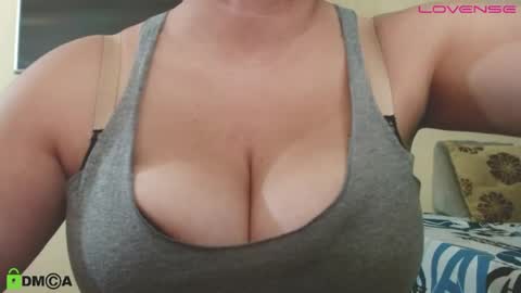 Camila  online show from 04/21/26, 04:23