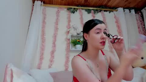 Snapshot of camiilalopee chatting on 10/24/25, 10:39 Camii Lopez online show from 10/24/25, 10:39