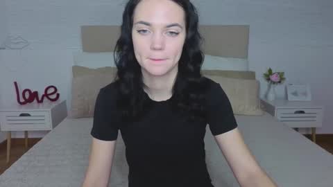 Snapshot of camila_777_ chatting on 11/25/25, 10:54 Camila online show from 11/25/25, 10:54