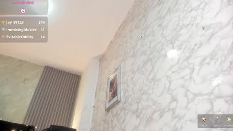 camila__bouzas online show from 12/17/25, 07:31