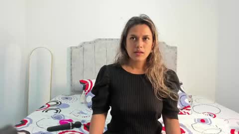 Snapshot of camila_borbon_ chatting on 05/11/26, 02:45 online show from 05/11/26, 02:45