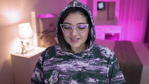 Camila buitrago online show from 12/12/24, 11:36