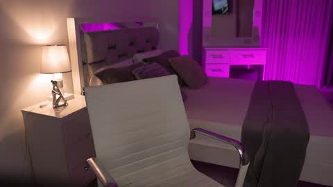 Camila buitrago online show from 12/20/24, 01:14