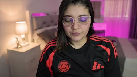 Camila buitrago online show from 12/21/24, 08:54