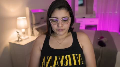 Camila buitrago online show from 12/22/24, 10:15