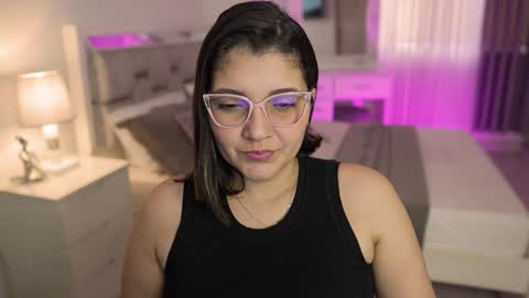 Camila buitrago online show from 12/29/24, 04:40