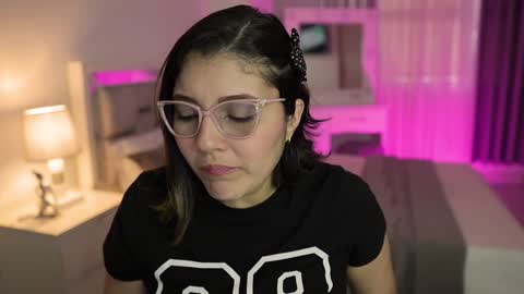 Camila buitrago online show from 01/11/25, 09:57