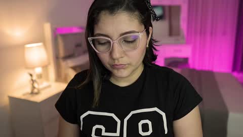 Camila buitrago online show from 01/12/25, 01:00