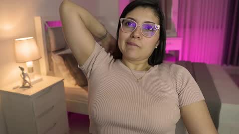 Camila buitrago online show from 01/13/25, 11:06