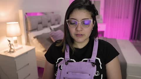 Camila buitrago online show from 01/19/25, 12:06