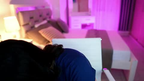 Camila buitrago online show from 03/11/25, 01:37