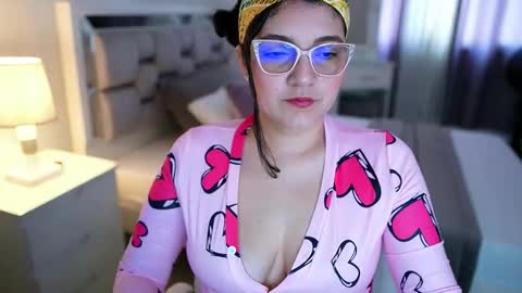 Camila buitrago online show from 02/23/26, 07:55