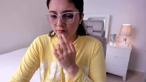 Camila buitrago online show from 03/15/26, 04:13