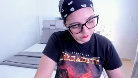 Camila buitrago online show from 04/16/26, 12:55