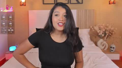 Snapshot of camila_bustamante_ chatting on 10/16/25, 04:08 camila_bustamante_ online show from 10/16/25, 04:08