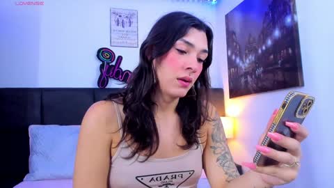  s online show from 12/23/24, 06:44