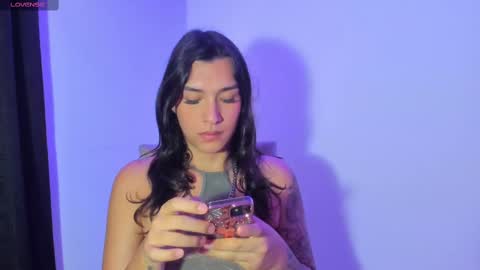  s online show from 03/08/25, 06:37