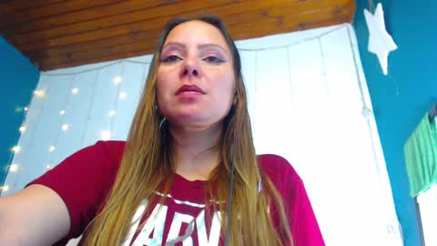 Snapshot of camila_delarosa chatting on 12/28/24, 04:09 camila online show from 12/28/24, 04:09