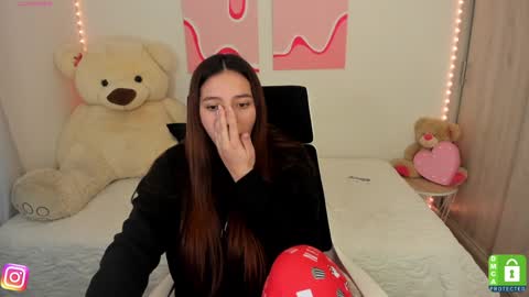 Snapshot of camila_ec2 chatting on 12/14/24, 12:44 C A M I online show from 12/14/24, 12:44