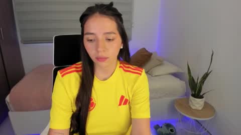  C A M I  online show from 03/26/26, 10:15