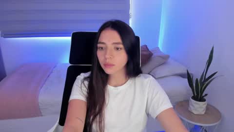  C A M I  online show from 03/30/26, 08:32