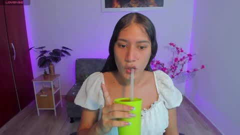 C A M I L A online show from 04/11/26, 09:46