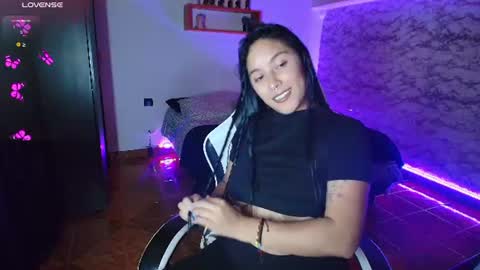Snapshot of camila_iroose chatting on 06/30/26, 10:22 Camila Roose online show from 06/30/26, 10:22