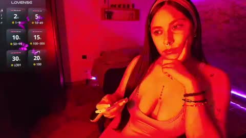 Snapshot of camila_iroose chatting on 07/17/26, 11:31 Camila Roose online show from 07/17/26, 11:31